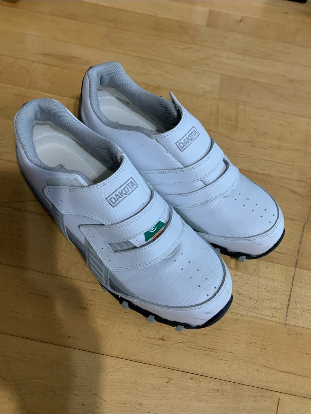 Dakota Men’s White Athletic Velcro Shoes